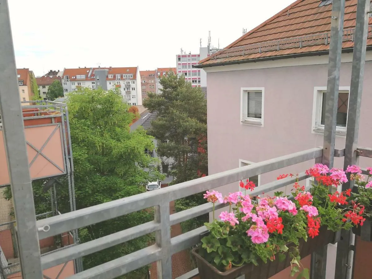 Διαμέρισμα Quiet City-Apt, 4Min City-Center, 18Min Fair Nuernberg!!!
